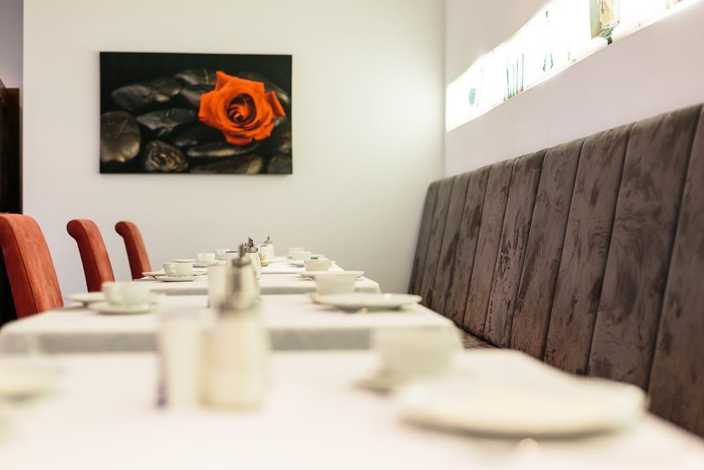 Hotel Restaurant Fronmuehle 3 Sterne Superior Bad Dürkheim Exteriör bild
